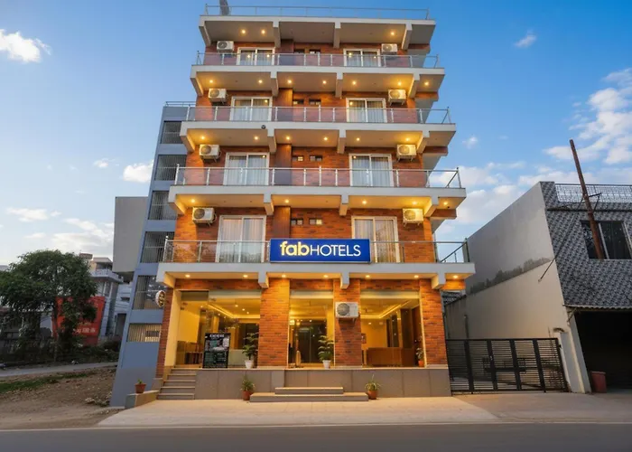 Fabhotel Unique Stay - Max Super Speciality Hospital, Sector 128 Noida