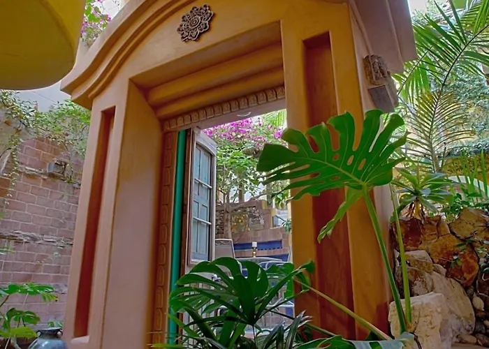 Secret Garden Inn Del Mar