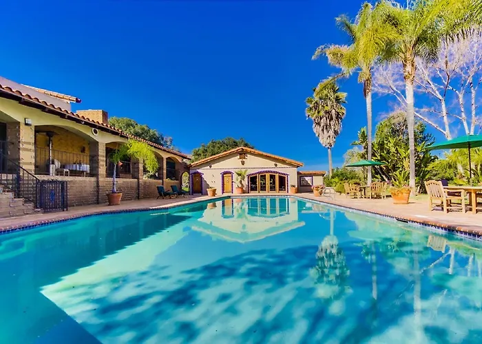 Vineyard Hacienda Hotel Spring Valley 