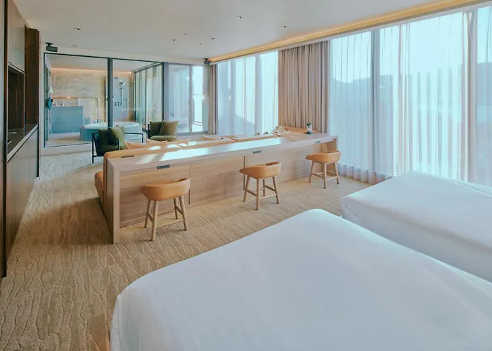 Fav Lux Nagasaki Hotel