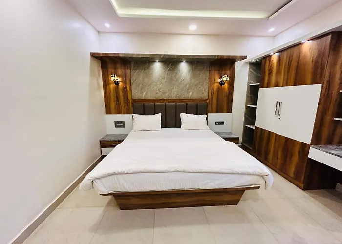 Yatri Nivas Sagara Hotel