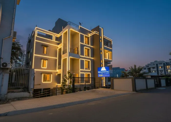 Fabhotel Majestic Luxurious - Nr Rajaram Bhiku Pathare Stadium Pune