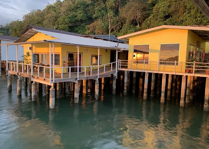 Banana Bay Marina Hotel Golfito
