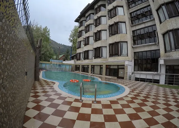 Welcome Hotel At Dal Lake Srinagar 