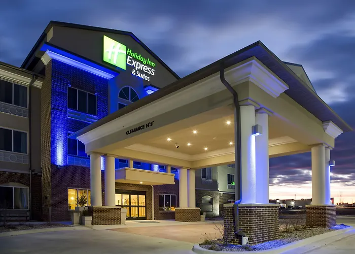Holiday Inn Express & Suites Nevada By Ihg