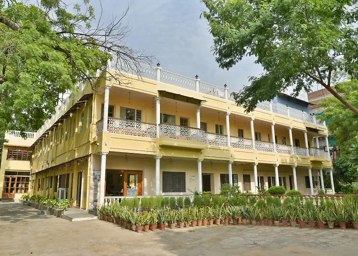 Hotel Jai Niwas Jaipur