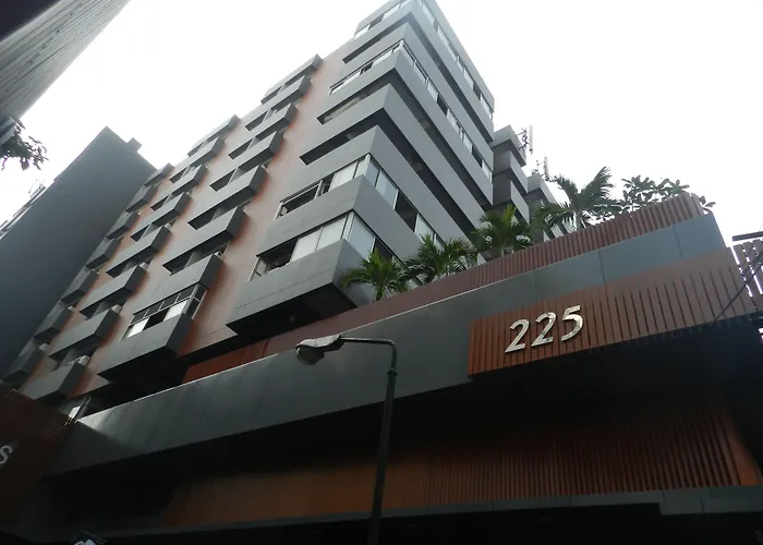 Nanatai Suites Bangkok