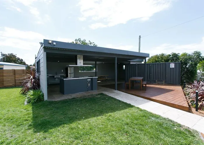 Crestview Tourist Park Hotel Queanbeyan
