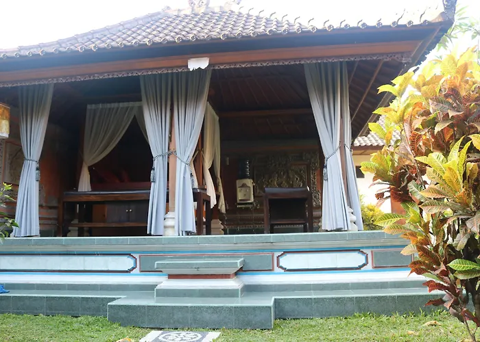 Kusnadi Hotel Legian 