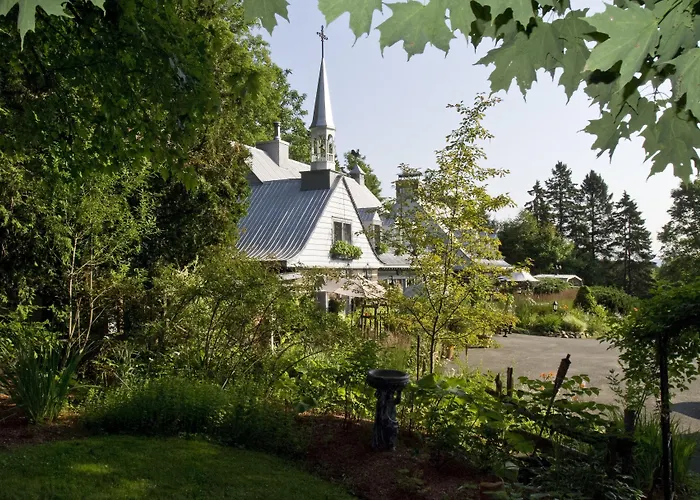 Le Petit Clocher Gite Touristique B & B Saint-Sauveur