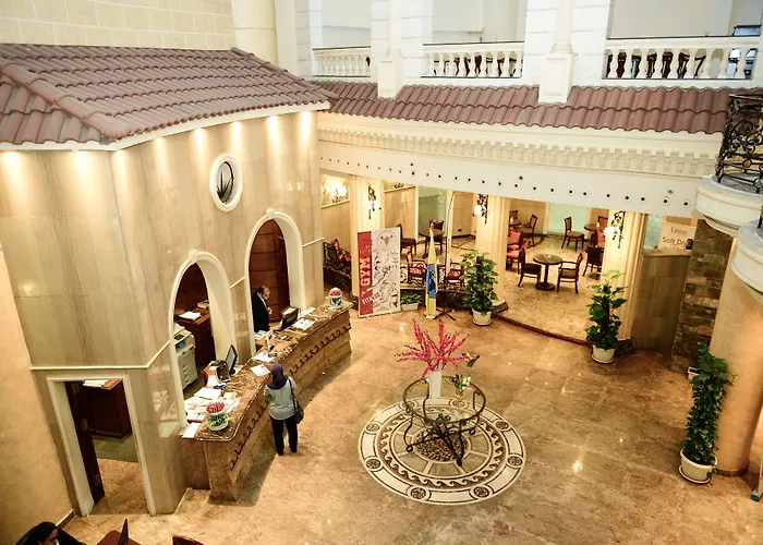 Cherry Maryski Hotel Alexandria