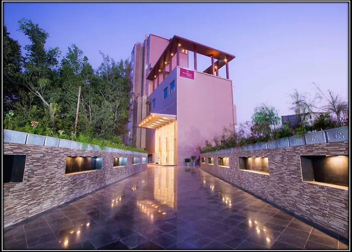 Regenta Central Grand Exotica Pimpri-Chinchwad