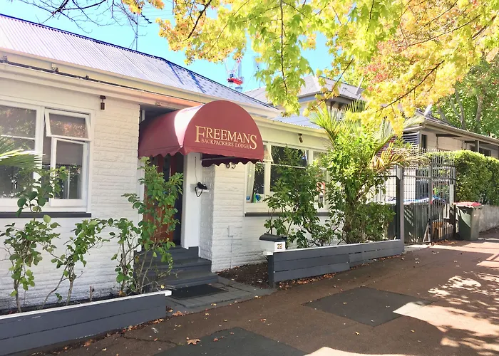 Hotel Freemans Backpackers Auckland