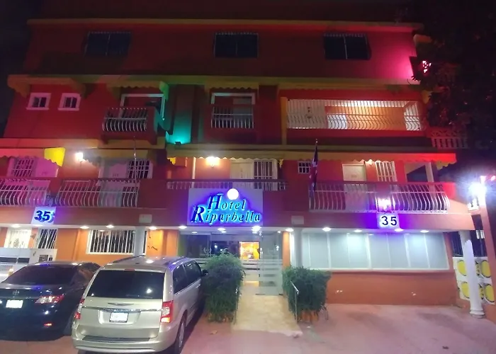Hotel Riparbella Santo Domingo
