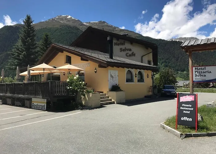 Hotel Pizzeria Selva Zernez