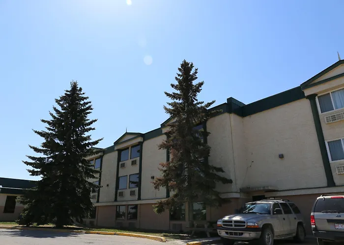 Tamarack Motor Inn Rocky Mountain House