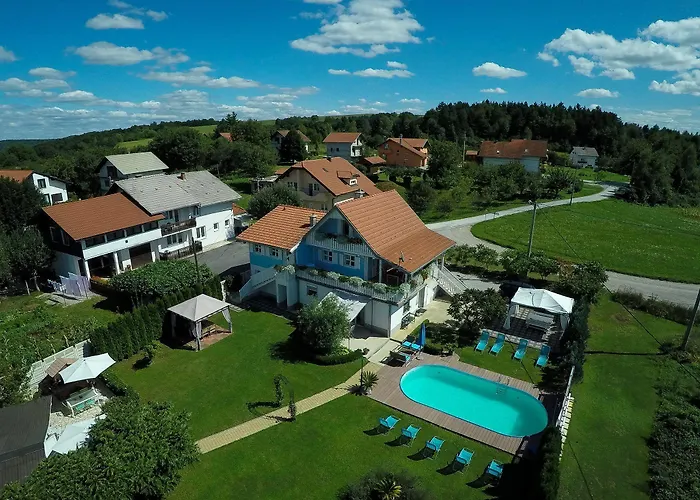 Pool Apartments Plitvice Lakes Grabovac 