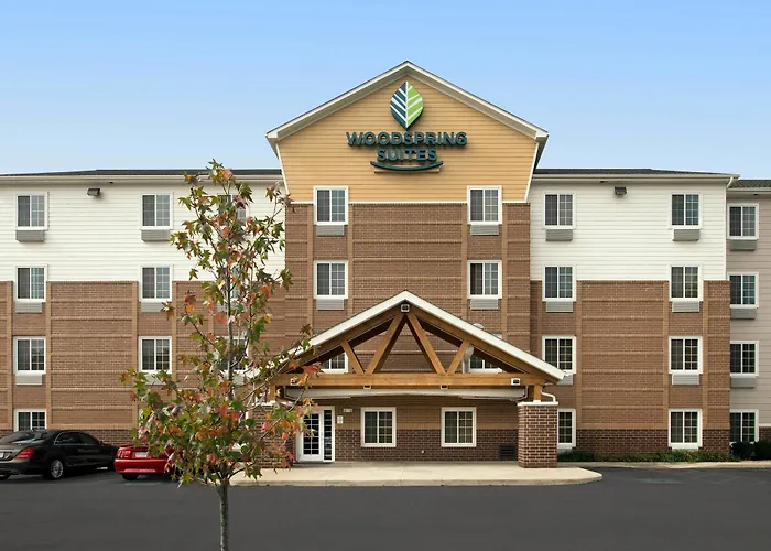 Extended Stay America Select Suites - Cleveland - Airport Fairview Park