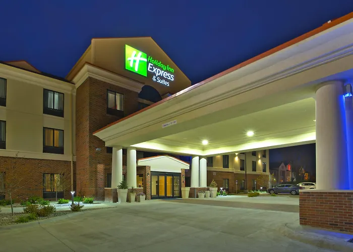 Holiday Inn Express & Suites Springfield By Ihg