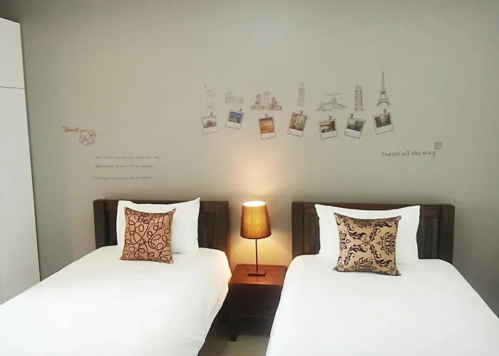 เวลธ เทอร์ตี้ Hotel กรุงเทพมหานคร