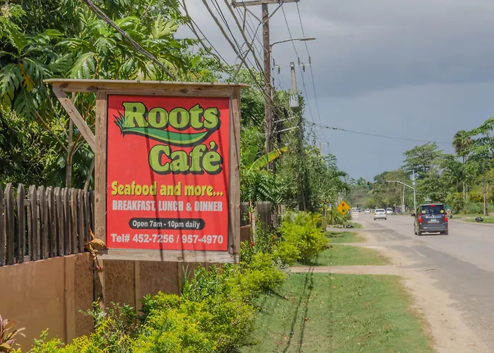 Roots Bamboo Beach Resort Negril