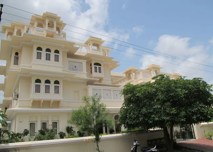 Akshay Niwas Boutique Hotel By Amantra Udaipur