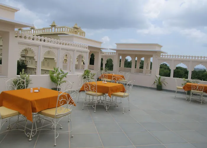 Akshay Niwas Boutique Hotel By Amantra Udaipur