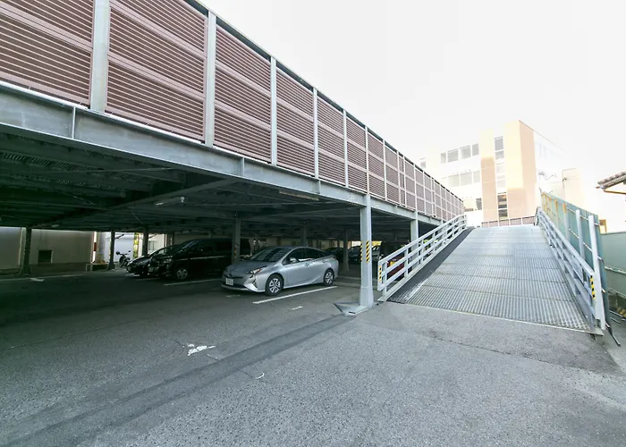 Plaza Hotel Toyota Toyota 