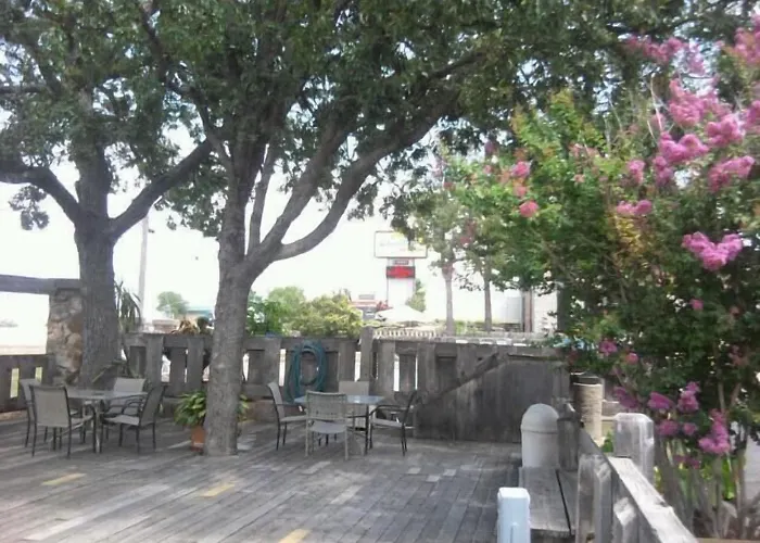 Quail'S Nest Inn & Suites Osage Beach