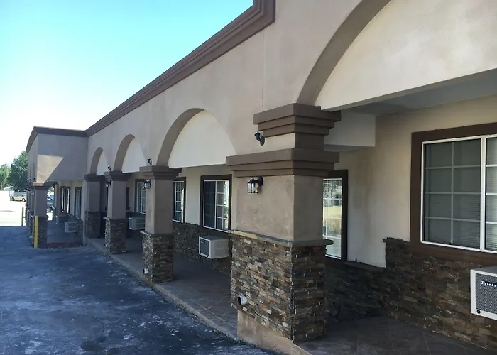 Bartlett Motel Lomita