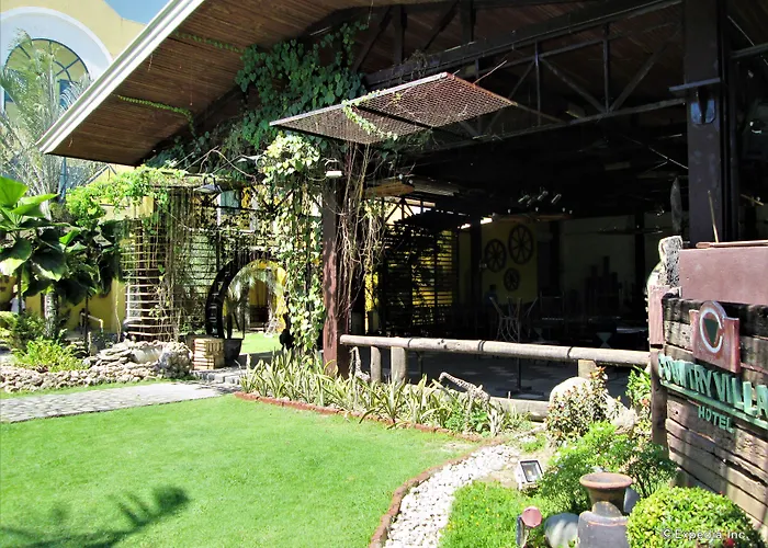Country Village Hotel Carmen 