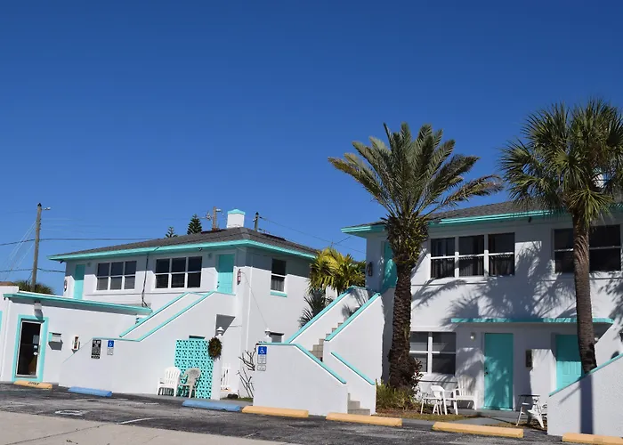 Swashbuckler Motel Treasure Island