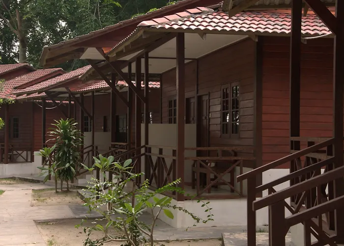Vikri Beach Resort Pekan Pangkor