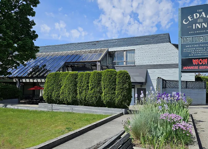 The Cedars Inn Hotel & Convention Centre Gibsons