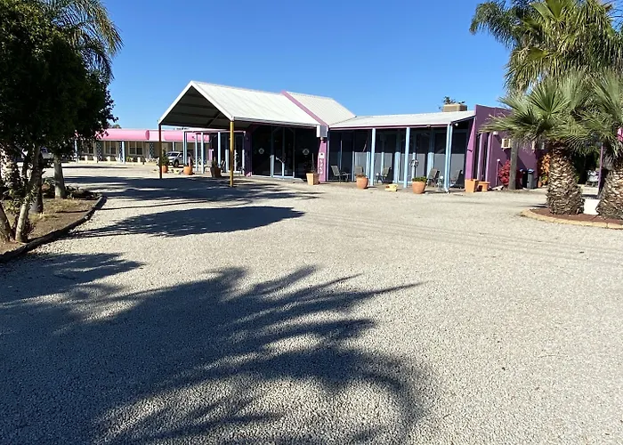 Paddle Steamer Motel Swan Hill