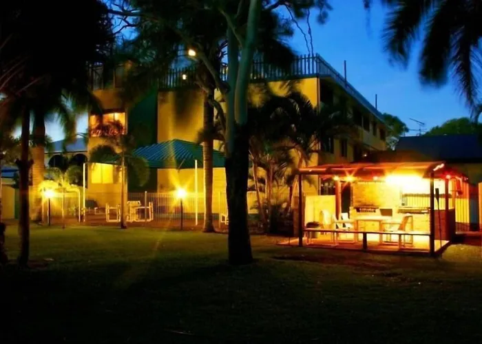 Sky View Units Bowen Aparthotel
