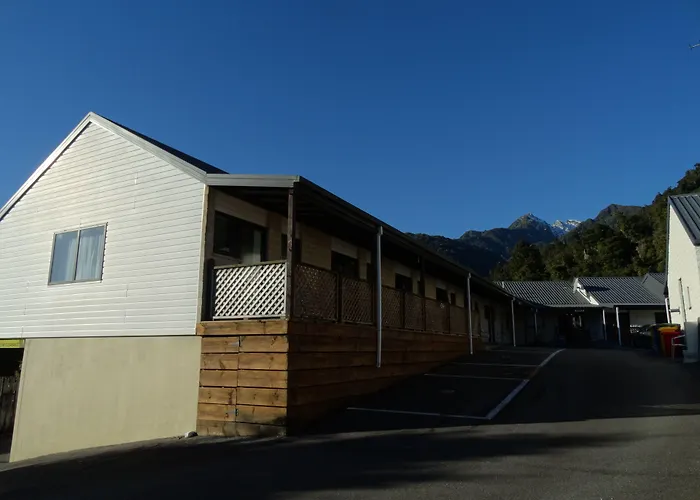 Alpine Glacier Motel Franz Josef