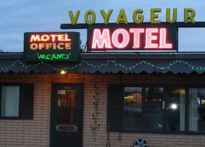 Voyageur Motel Two Harbors