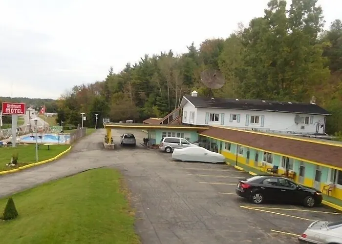 Westmount Motel Woodstock