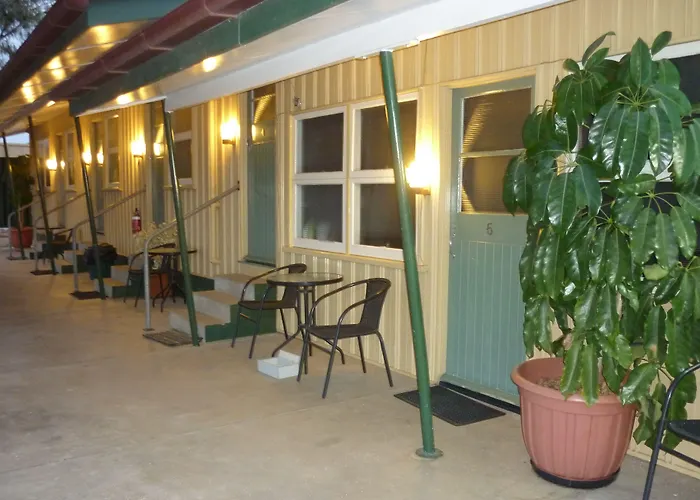 Roma Aussie Tourist Park Motel