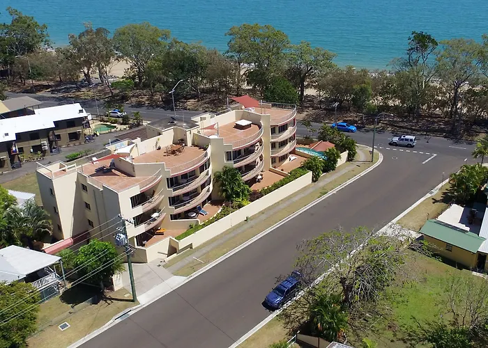 Alexander Beachfront Apartments Hervey Bay