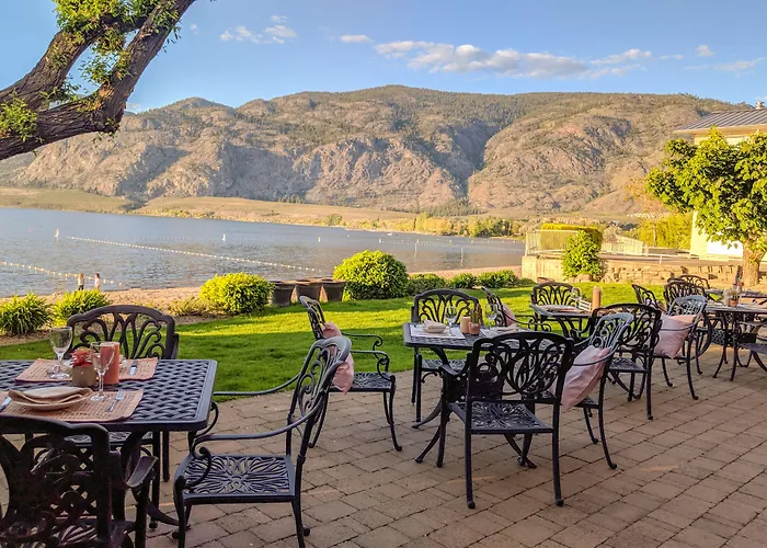 Desert Surfside Waterfront Accommodations Osoyoos