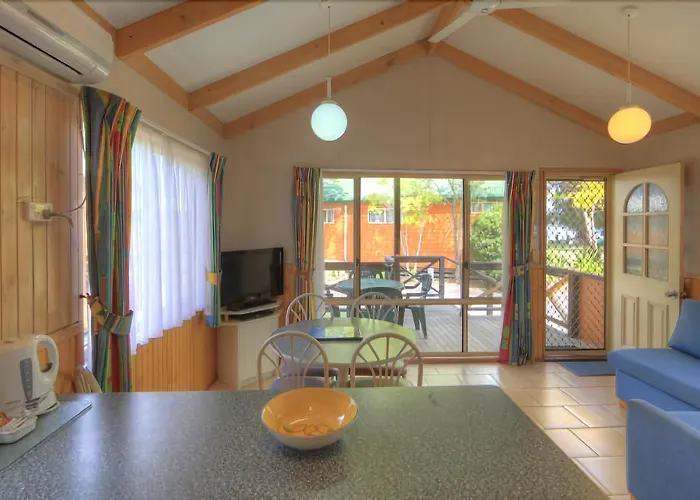 Big4 Batemans Bay At Easts Riverside Holiday Park