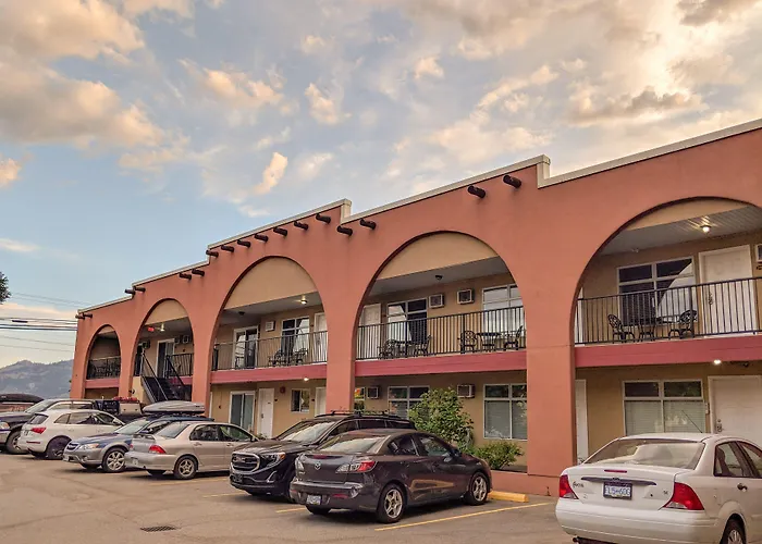 Desert Surfside Waterfront Accommodations Osoyoos