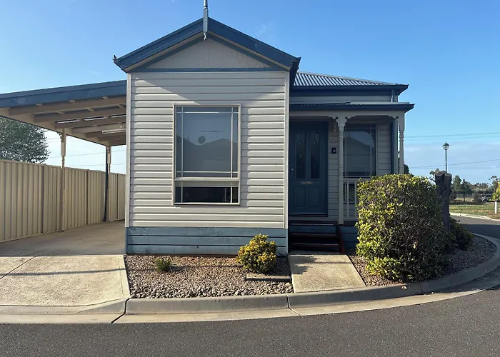 Werribee Short Stay Villas & Accommodation Portarlington