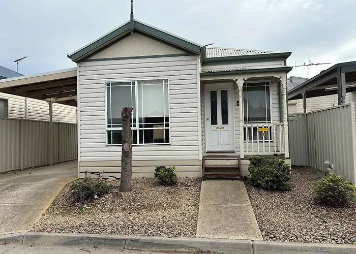 Werribee Short Stay Villas & Accommodation Portarlington