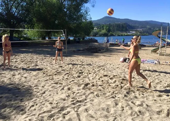 Kokanee Beach Resort Lake Country