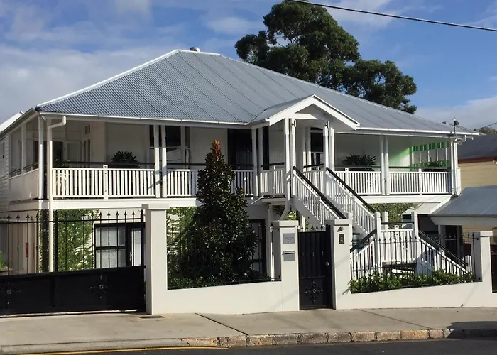 Heal House Bed and Breakfast Brisbane