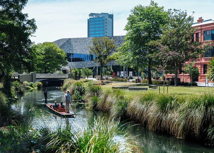 Ramada Suites By Wyndham Christchurch City