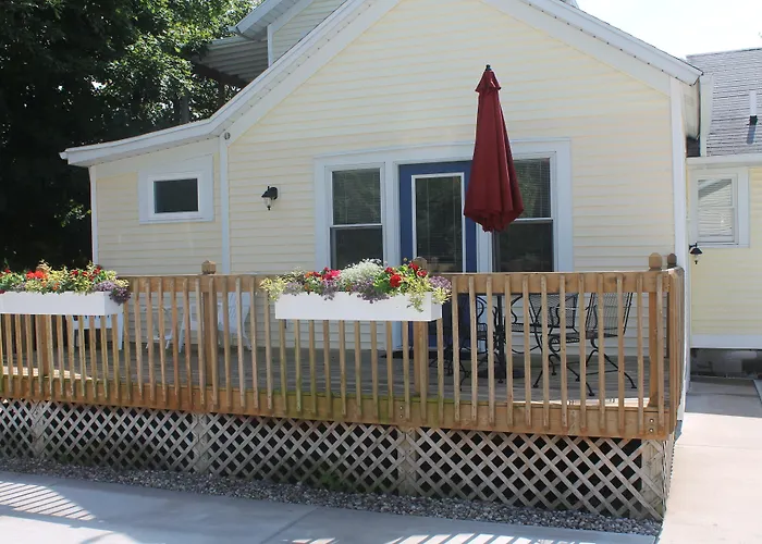 Captain'S Cottage Suites Grand Haven